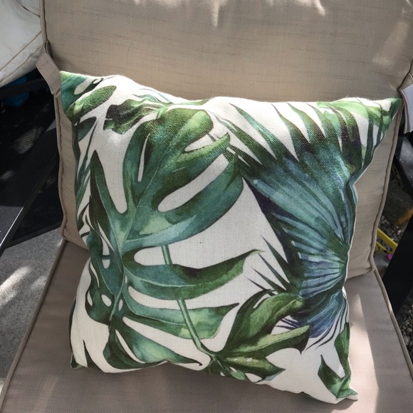 Cushion covers (indoors and outdoors) - Picture 3 of 6